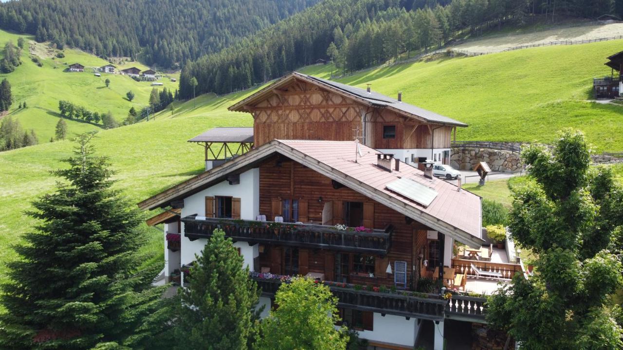 Portnerhof Auf Oberkirn Apartment Schenna Ngoại thất bức ảnh